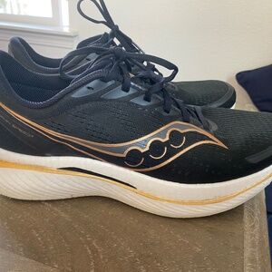 Saucony endorphin speed 3